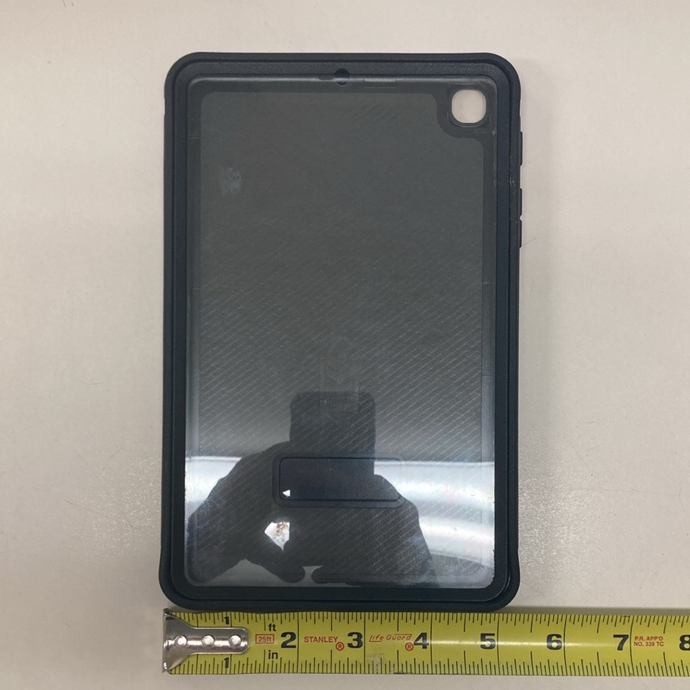 Otter box Black Tablet Protective Rubber covered Case - Picture 2 of 3
